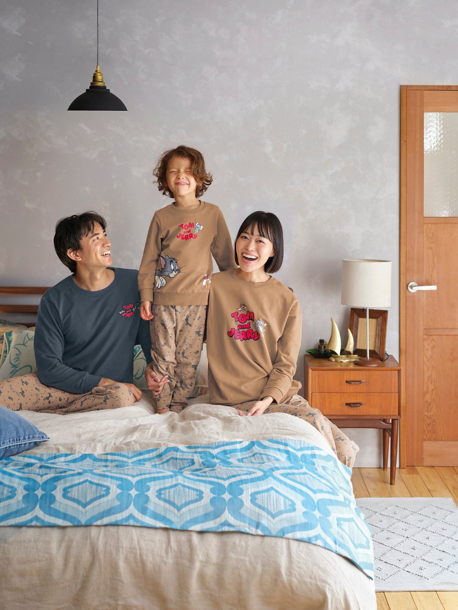 トムとジェリー DVD 2枚セットの通販 by Spring's shopラクマ