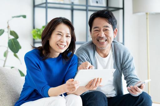 中年夫婦」の写真素材151,574件の無料イラスト画像Adobe Stock