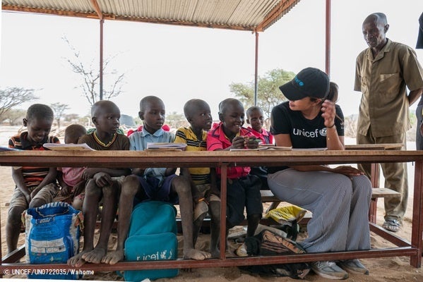 プリヤンカー・チョープラーとニック・ジョナスに第1子が誕生Numero TOKYO