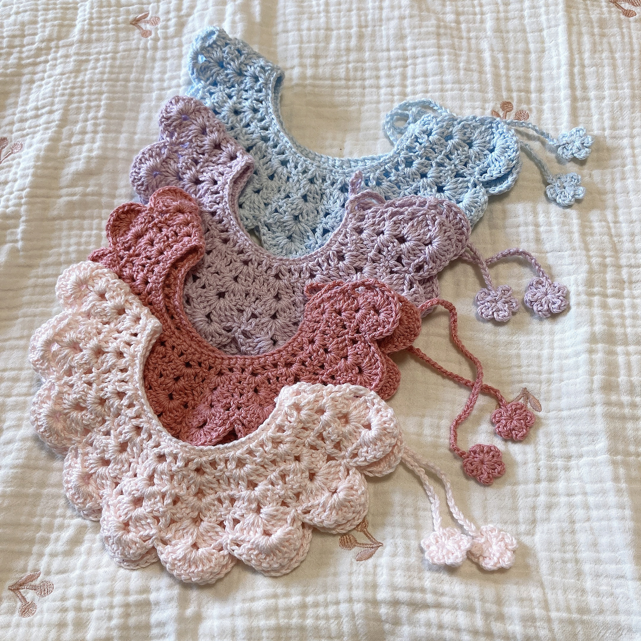 パイナップルレースのつけ襟の編み方 前編