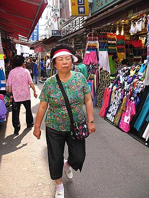 結婚前に韓国のおばちゃん達からアドバイスもらってみたら予想以上に内容が濃すぎて大爆笑wwww