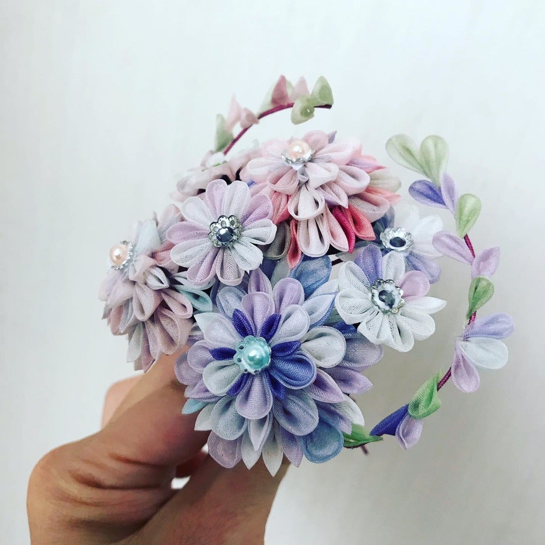 七五三 髪飾り 3歳用を手作りします❣ 簡単な作り方花づくし 色々なお花を楽しみつくします❣
