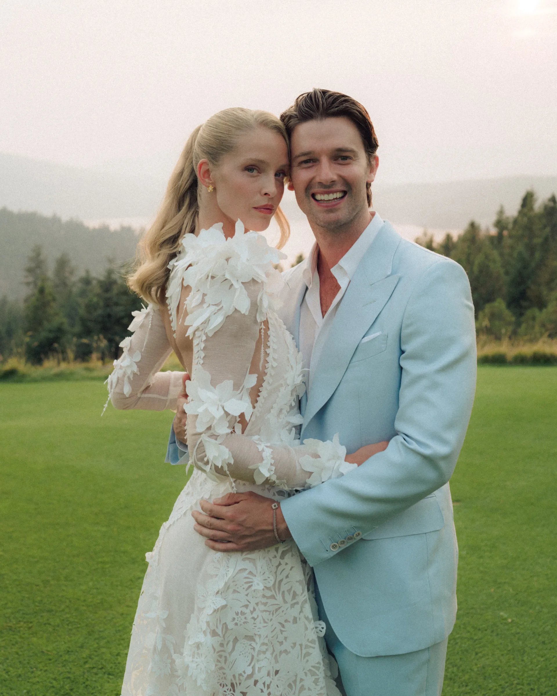 スーツ』パトリックJアダムス&『プリティリトルライアーズ』トローヤンベルサリオが結婚！メンズセレブ日記