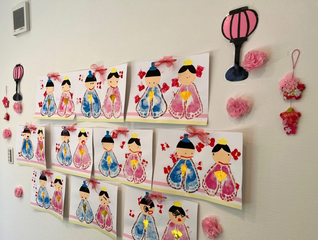さんＳｕｎルーム 「ひな人形を作りました！」ふじヶ丘保育園・子育てセンタ