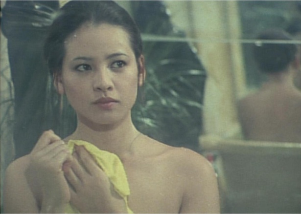 こんにちワン❗️ガチョウの家族いるかなあ⁉️ ん〜居ないみたい。あああ！会いたかったのに T . T帰ろかな。スタコラサ💨💨💨女優夏樹陽子マカロントイプードルペットさんぽガチョウ公園夏日シャンプードッグカフェワンコ友達