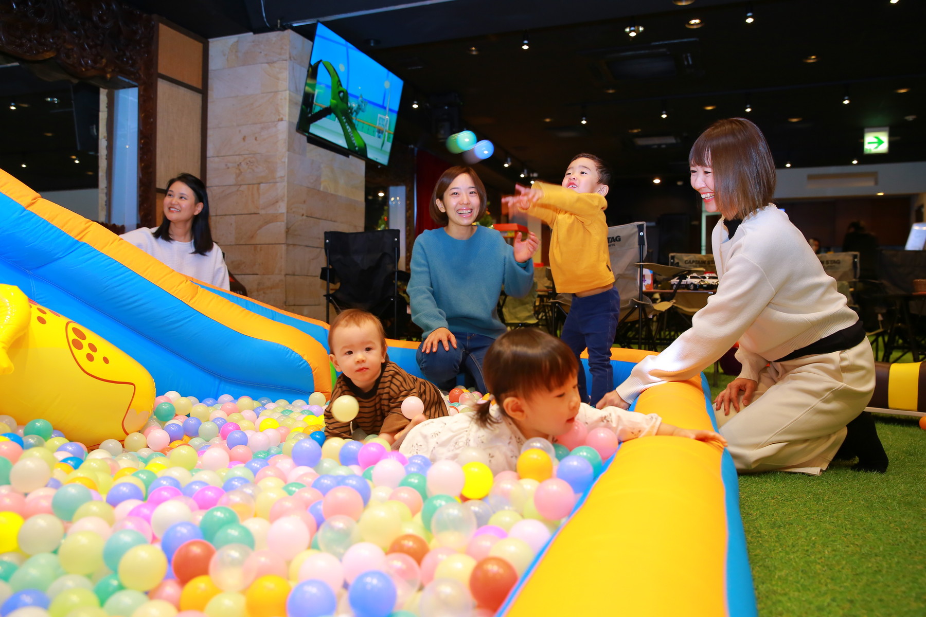 天候に関わらず子どもと楽しめる！大阪の室内遊び場 おすすめ10選つづる