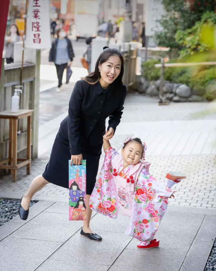 七五三前撮りで家族の思い出を子供写真館 ユースマイル神戸・姫路・加古川・明石のフォトスタジオ