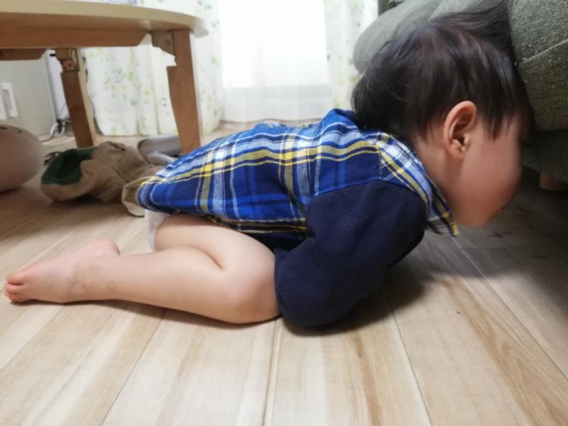 こどものポーズ４ カラー