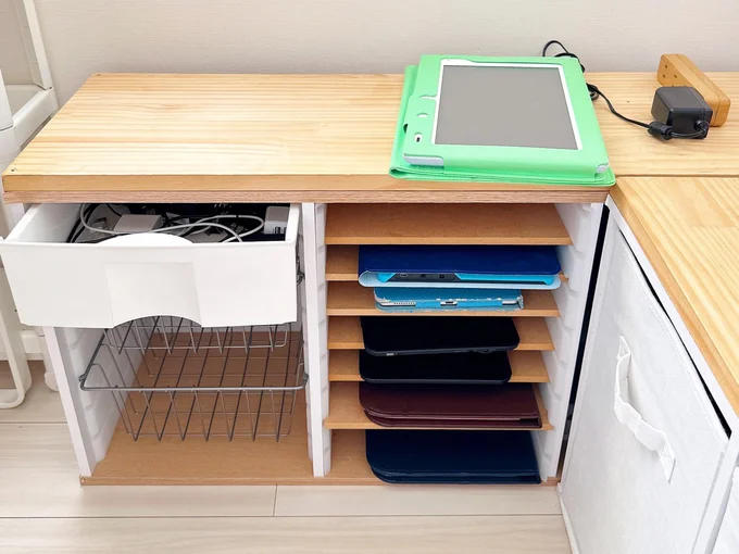兄弟姉妹で学習机を並べるコツ 収納のヒントやおすすめレイアウトをご紹介 - kari-bana
