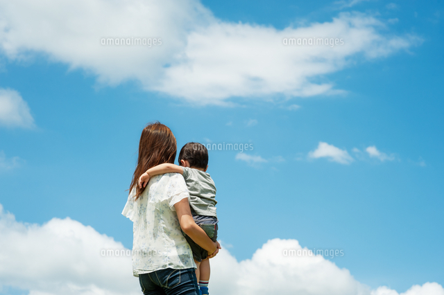 後ろからハグをする男性心理と女性の可愛い反応 - ENSPORTS magazine