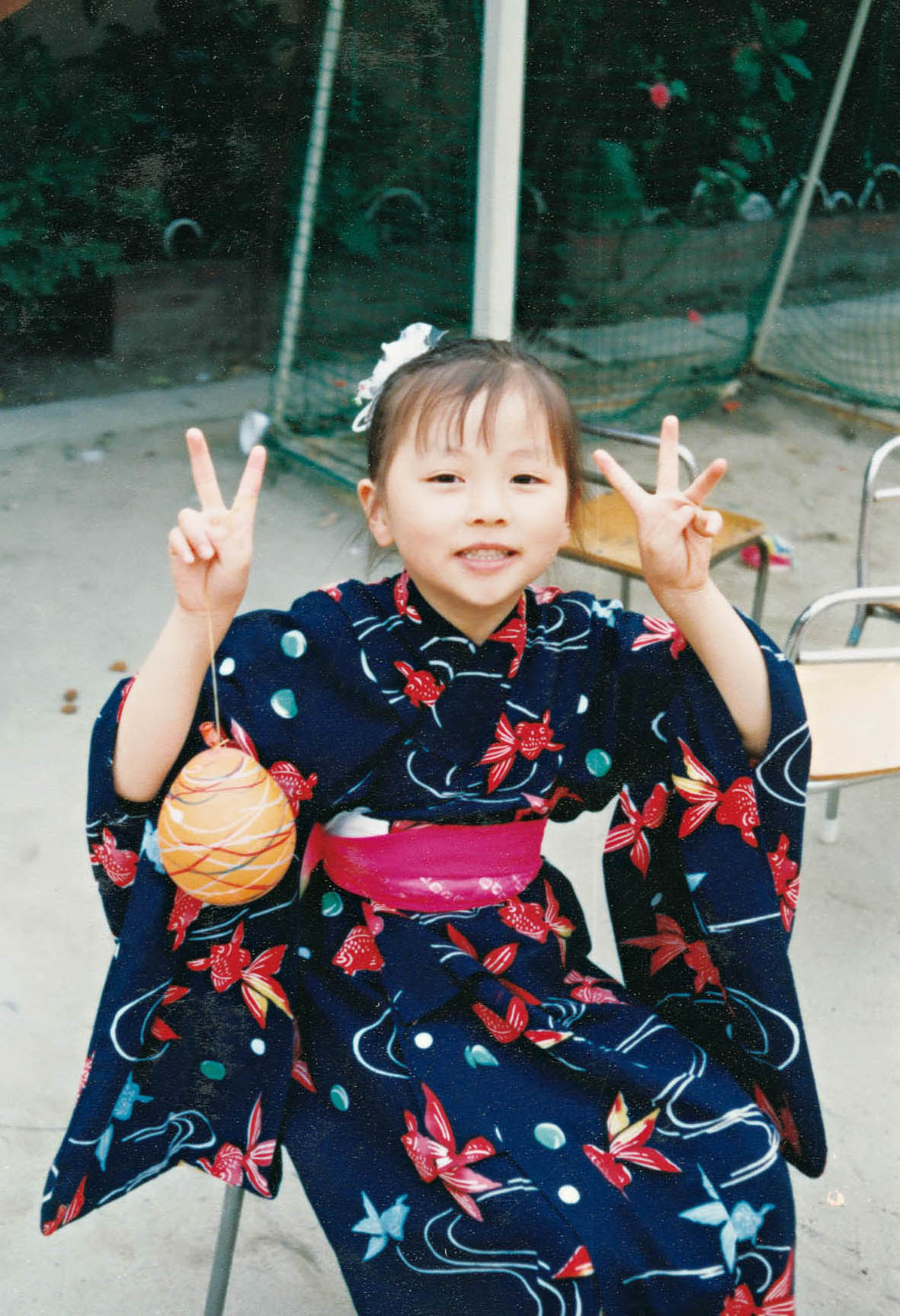 香里奈さん。熱愛を報じられていますが交際相手はフライデーの件 大股開き写真- Yahoo!知恵袋