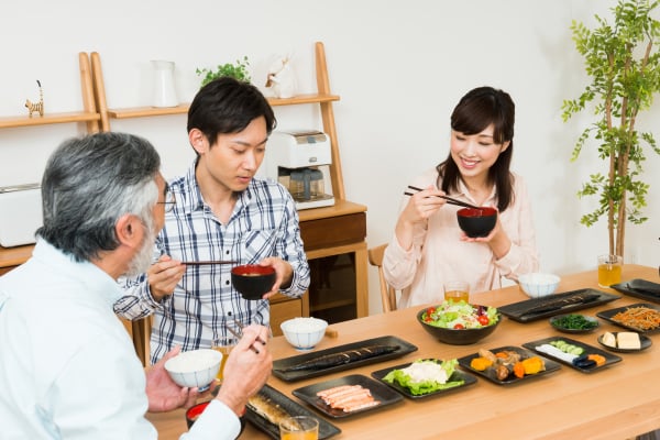 旦那の実家に行きたくない ！「行けない理由」7選 - ファミトーク