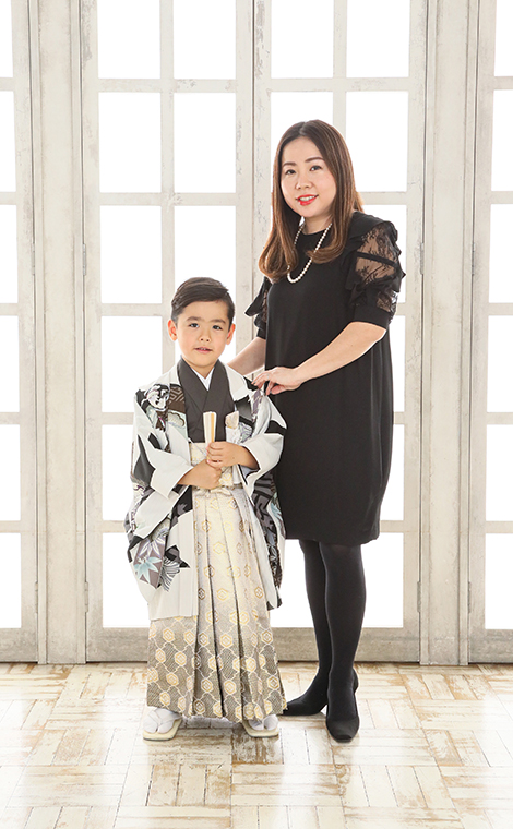 七五三 カジュアルな家族写真を撮影するなら!服装選びのポイントを解説 - ハピリィフォトスタジオ