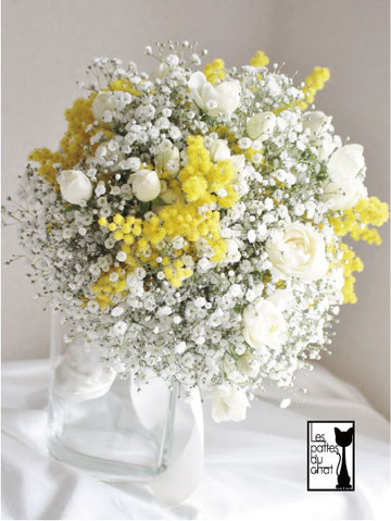 送料無料・ミモザ・カスミソウ・ユーカリのブライダルブーケB春の結婚式や二次会・前撮りやフォトウェディングの花嫁様の白無垢、色打掛にも✳︎全身保湿プロダクトsoieスワby Loufreasy ラフリジー