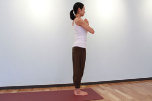 あなたは大丈夫?肩こり予備軍になっているかもしれない「合掌のポーズ」をおさらいヨガジャーナルオンライン