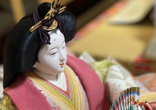 おひな様のヘアースタイルについて。 – コンパクトでおしゃれな雛人形・五月人形のぷりふあ