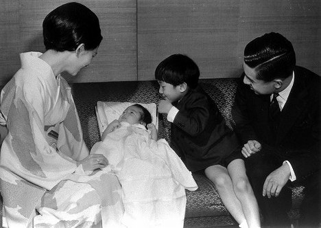 写真 「あれでお役に立っているのでしょうかね」秋篠宮さまと黒田清子さんゆかりの研究所“経済的窮状”に、上皇さまと美智子さまが仰ったこと文春オンライン