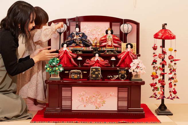 ひな人形雛人形 ひな人形 、五月人形、羽子板、破魔弓は人形の久月