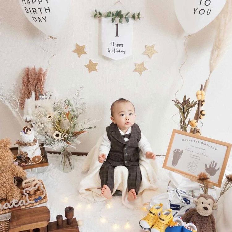 人気♡いちごのミニクレイケーキ☆ハーフバースデー 誕生日 手持ちケーキ 誕生日ケーキ 自宅撮影 1歳以外でも承ってます♪ 雑貨・その他 エレナ 通販15358975Creema クリーマ