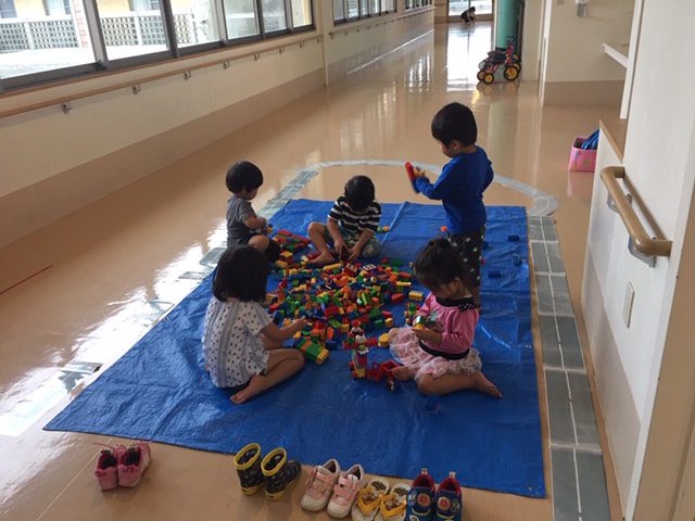 うさぎ組 雨の日の室内あそび♪ - 木の花保育園 岐阜県大垣市