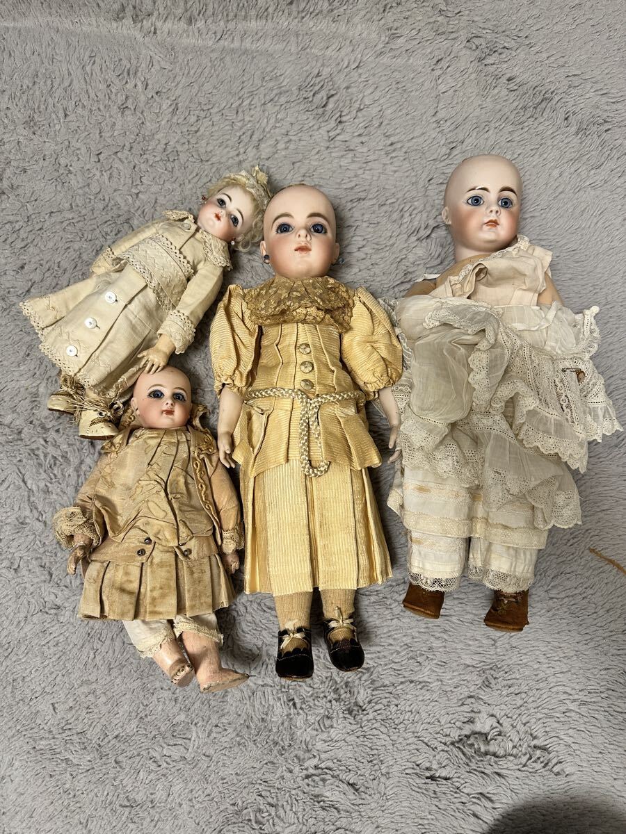 赤ちゃんの西洋人形 - メルカリ