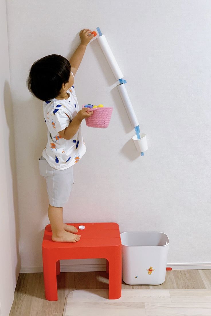 ママも自分の時間を確保！“3歳児が1人遊びしてくれる”おうち時間の工夫