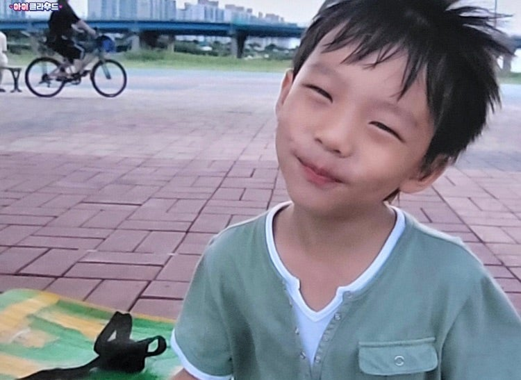 straykids ヒョンジン 幼少期 トレカ 難あり