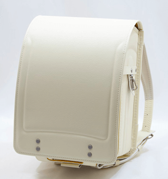 女の子に人気急上昇の白いランドセルは選んでも後悔しない？ホワイト系の最新モデルまとめ – ARTIFACT 2026年度公式サイト