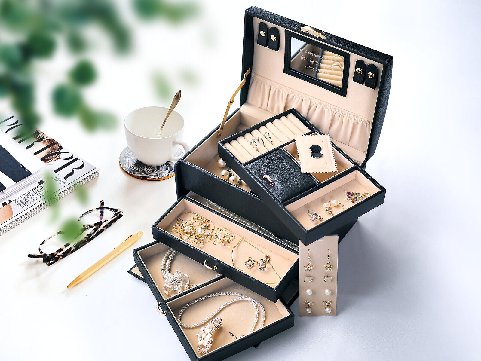 旦那さんが喜んで使ってくれる、ちょっとしたプレゼント10選 ムレないソックスや鍵をなくさないクリップなどMONOCO