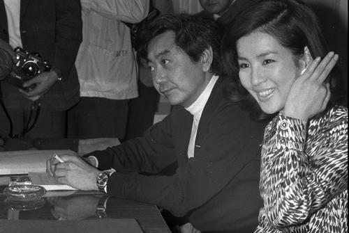 吉永小百合の夫・岡田太郎は90歳超えだけど健在！楽しみは嫁の手料理♪ - C-Press