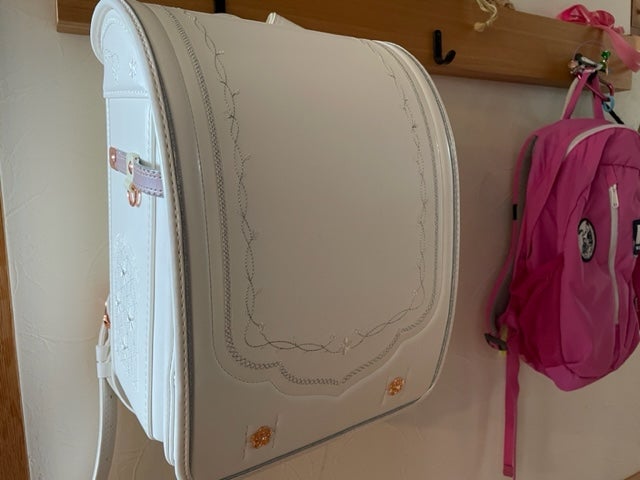 白色・くすみのランドセル一覧黒川鞄工房「はばたく®ランドセル」