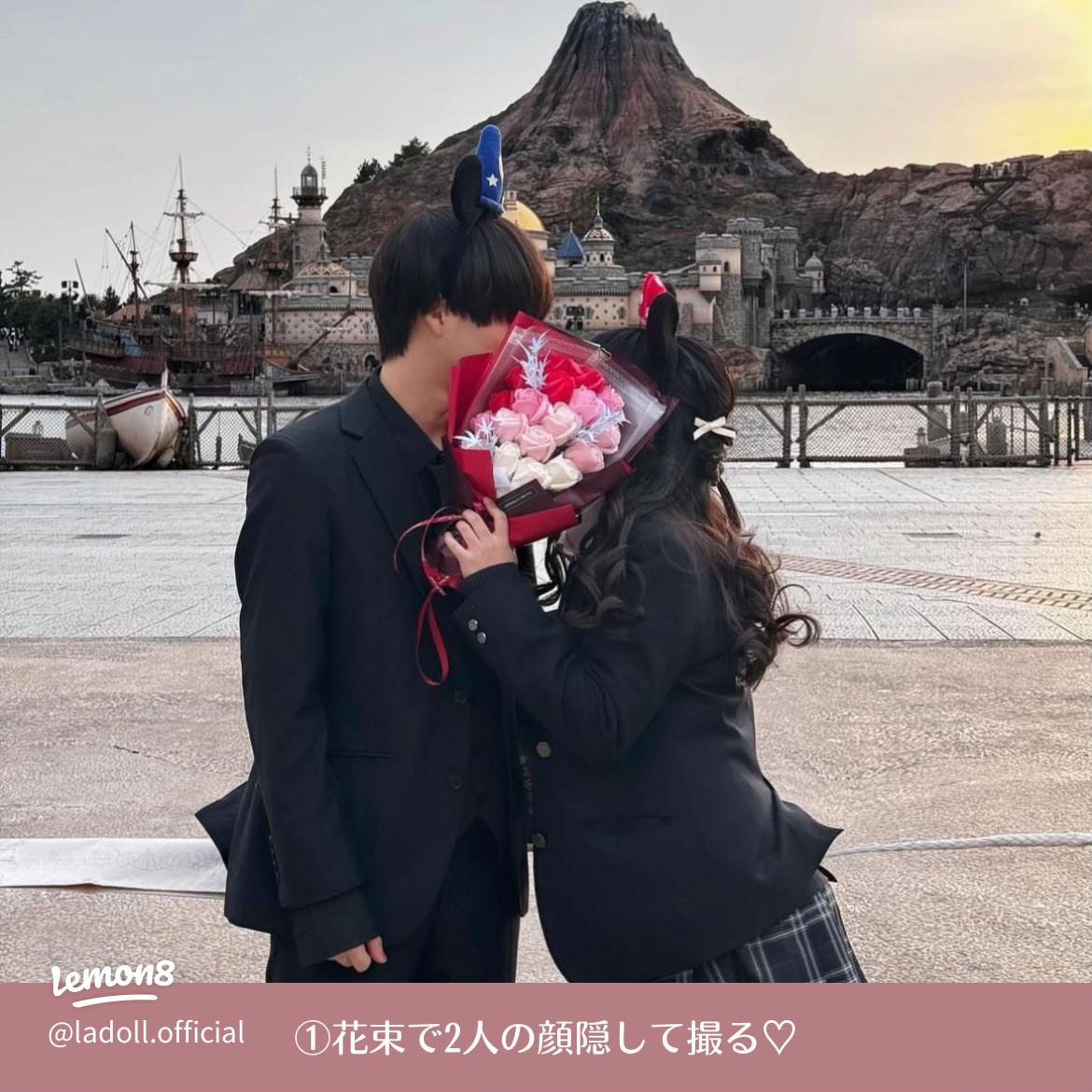 カップル写真」映えるポーズ12選。イラストで解説!「マイナビウーマン」