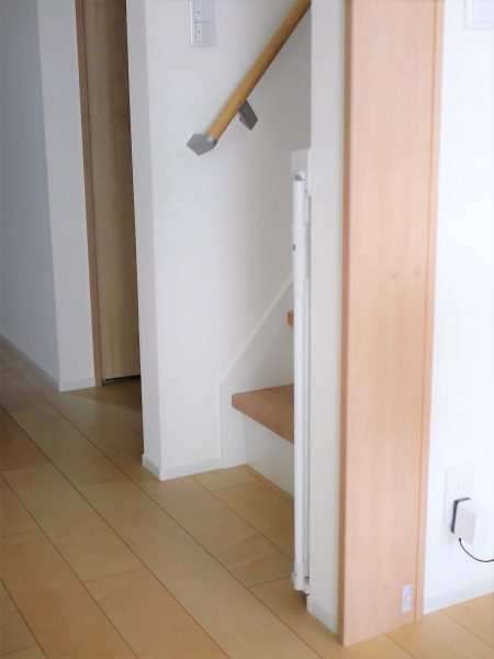 ベビーゲート・ベビーゲイト日本育児