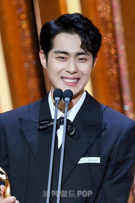 チョビョンギュ プロフィール！熱愛彼女の噂や性格まとめ - KOREA NEWS LETTER