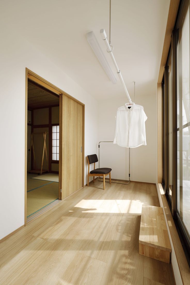 施工事例 雨の日でも部屋干し可能！縁側を使いやすく機能的にリフォーム住まいる高知