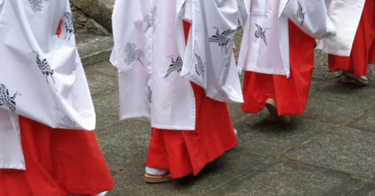 神社の巫女」のスピリチュアルな意味と注意点 金運・恋愛運・健康運も