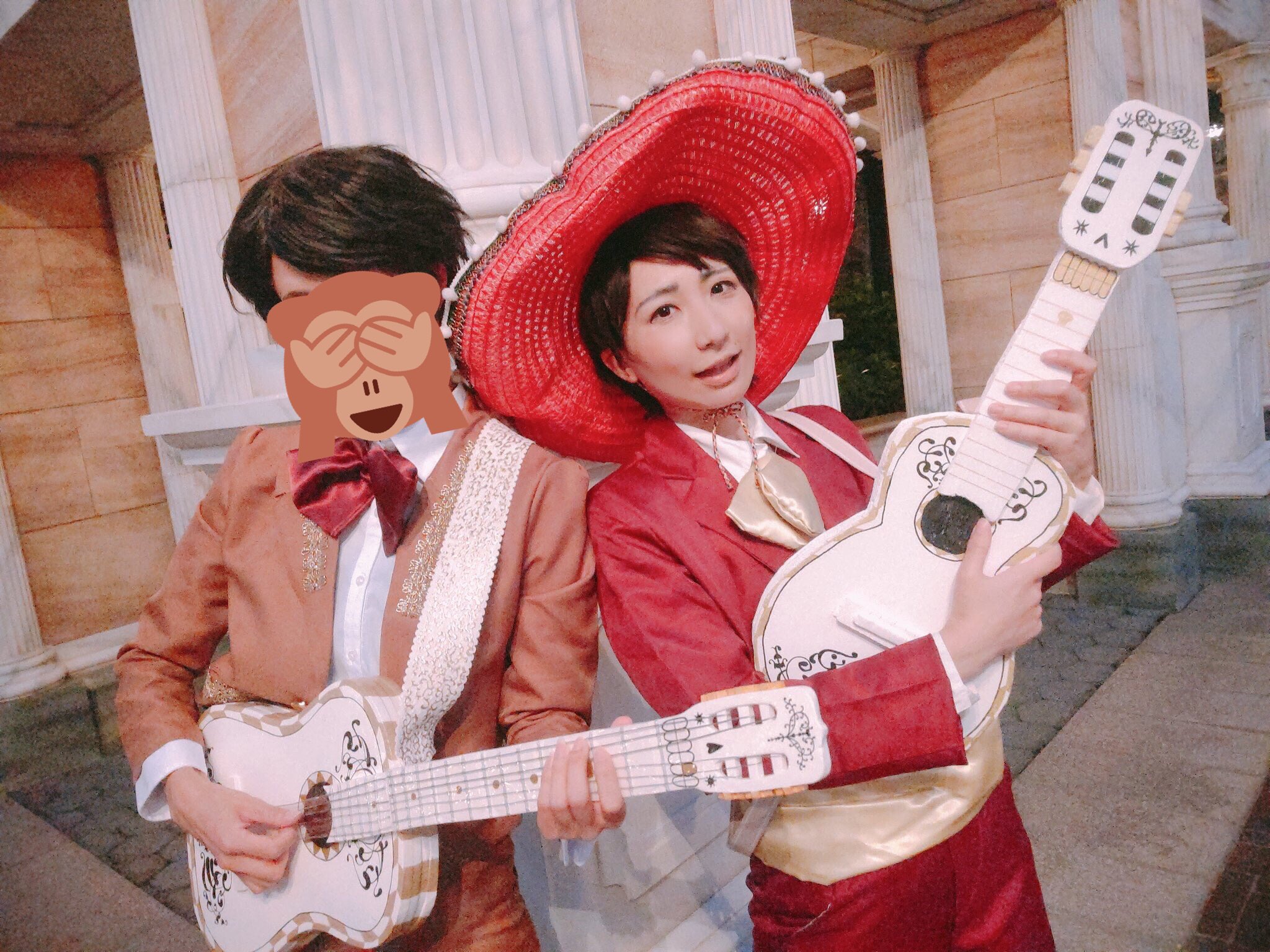 中古 リメンバー・ミーミゲル風ジップアップパーカー子供用110cmDハロ仮装