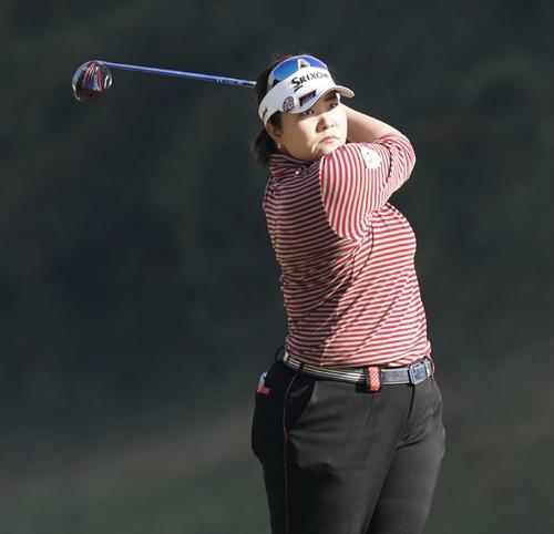 酒井美紀、６６で単独首位 女子ゴルフ - スポーツ - ZAKZAK