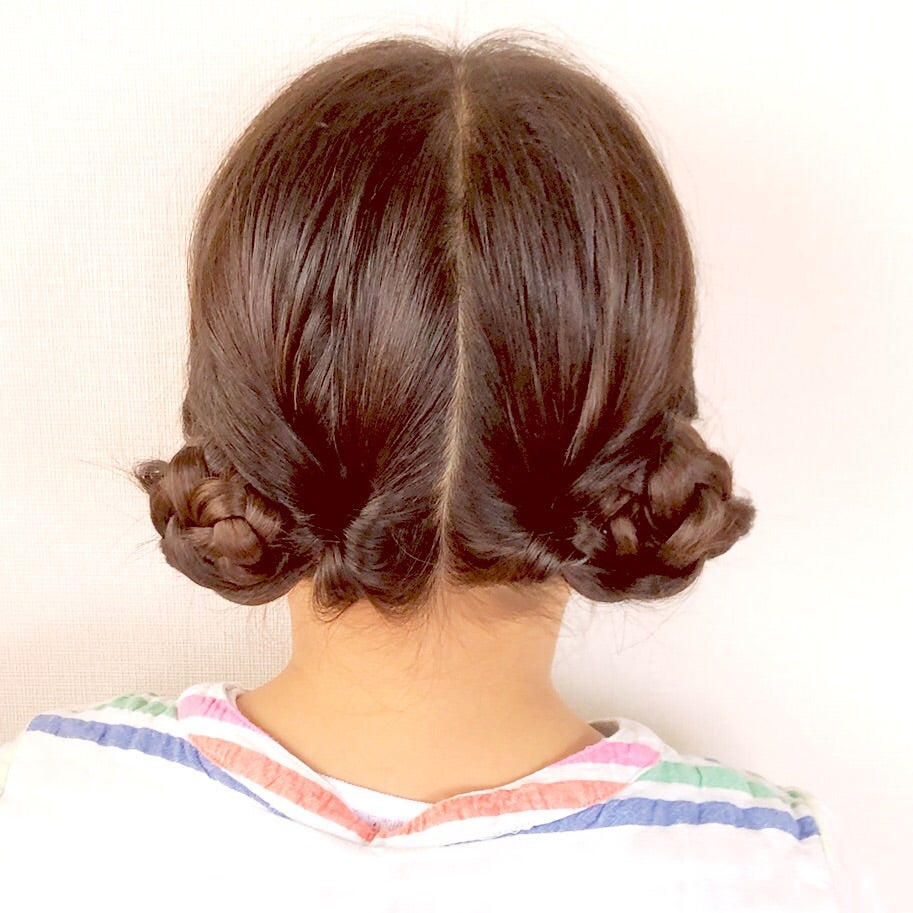 簡単！子どものヘアアレンジ！運動会からフォーマルまで！不器用ママでも簡単♪ ゴムで編み込み風ヘア - ママのお出かけ応援マガジンサイト「まみたん」