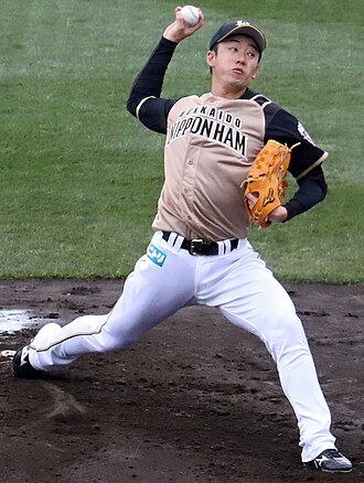 ハンカチ王子」夏の甲子園に帰還 斎藤佑樹さんが始球式写真特集1 6毎日新聞