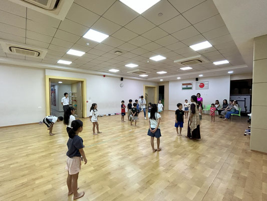 Holi Festival福岡市の子供英会話アメリカンチャターボックス