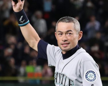 イチローと福島弓子が熟年離婚の真相 二人の間に子供がいない理由に言葉を失う 『ＷＢＣ』でも活躍した元メジャーリーガーの不倫の実態や大物愛人の正体に驚きを隠さない.- YouTube