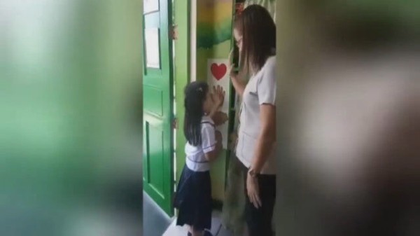 月曜日は大和駅から朝のご挨拶。 本日もご通勤の方から学生までお声がけやグータッチをいただきありがとうございました！この後は新潟視察のため、早めに出発いたしました。 引き続き地元の声を力に全力で活動してまいります。 ※スタッフ投稿太ひでし挑戦者