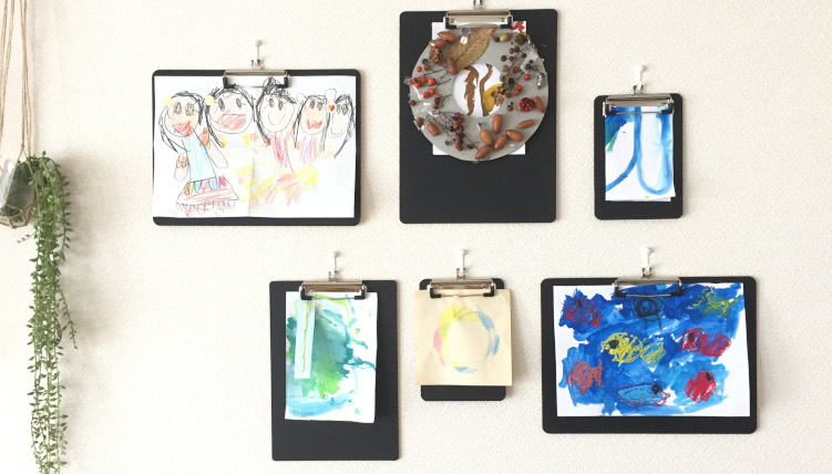 Topics子どもの絵を飾っていますか？額装だけじゃない！インテリアになる「アトリエミオ」の飾り方