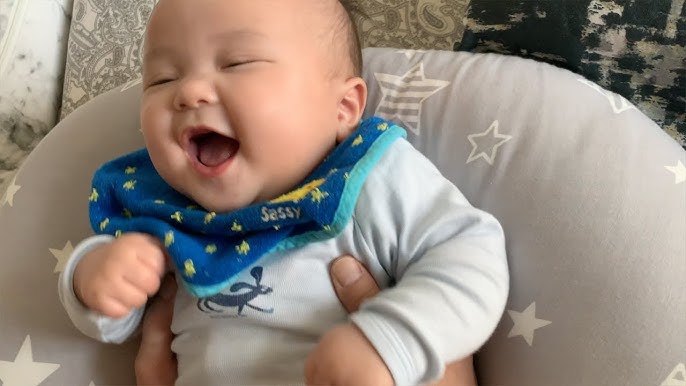 思わずもらい笑い注意 爆笑する赤ちゃんおもしろ動画