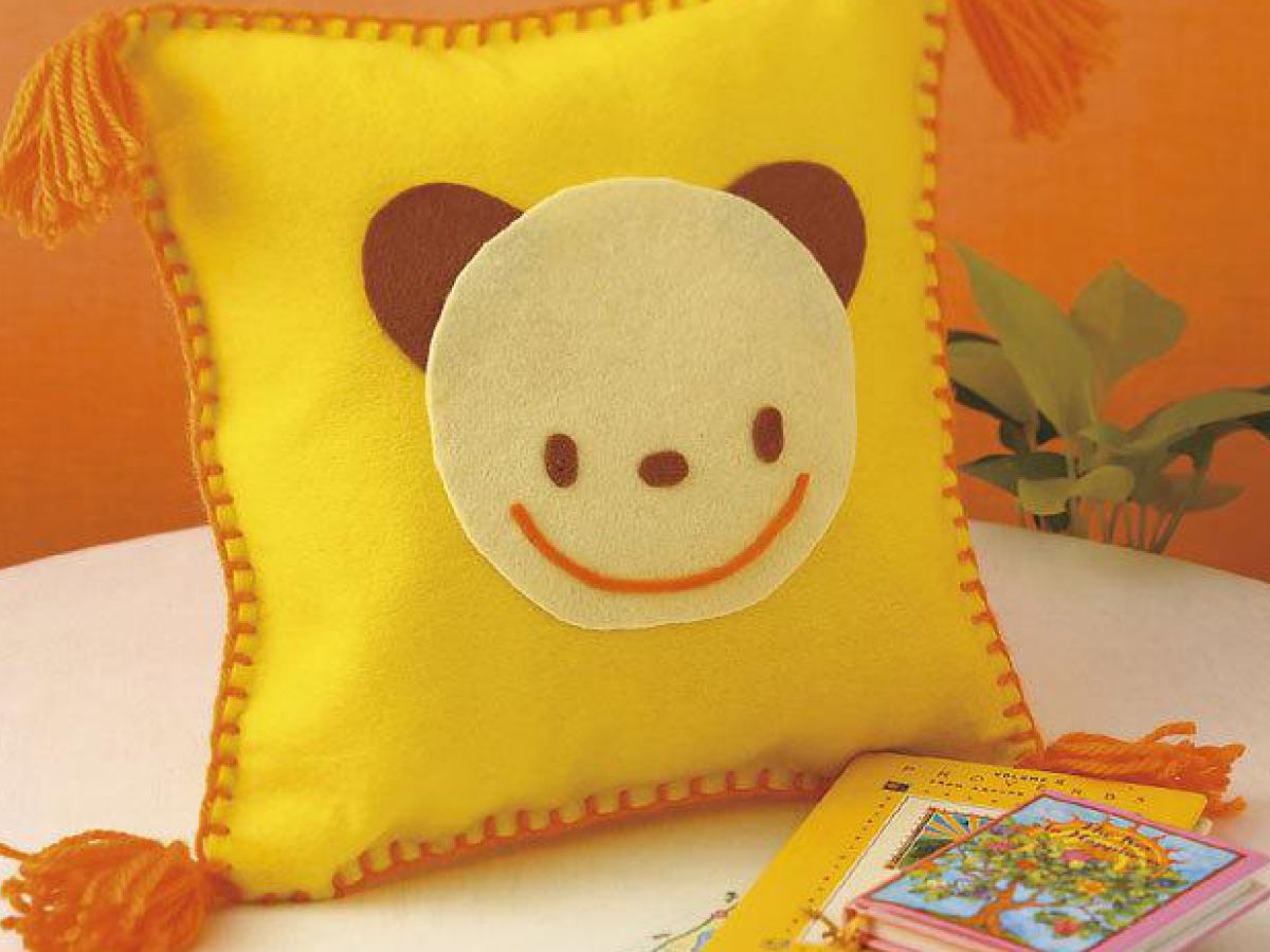 ハンドメイド ミニクッション ドールが喜ぶクッションとミニブックを作ってみた☆手作り