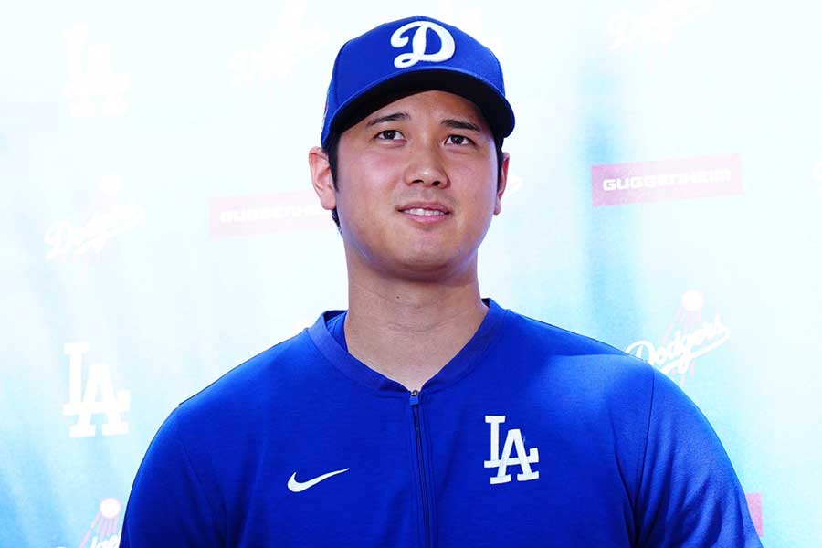 大谷翔平の真美子夫人の兄が「正直言うと妹の結婚は 」との衝撃発言に一同驚愕！ロバーツ監督や同僚ヘルナンデス選手の大谷夫婦にかけた言葉に絶賛 海外の反応- YouTube