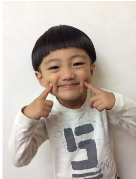 子供、男の子の髪型を自宅でセルフカットしたい方必見！切り方やコツ、バリカンでのツーブロックの方法を解説！ - メンズへアスタイル辞典