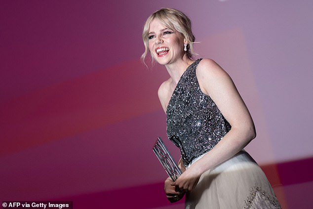 ラミ・マレック、元恋人ルーシー・ボイントンそっくりな女性とニューヨークデート - セレブ＆ゴシップ - ニュース クランクイン