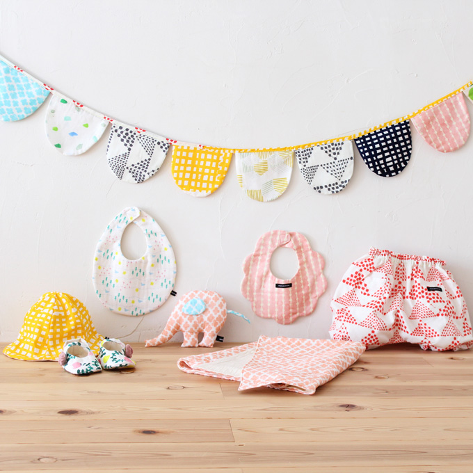 100均 ダイソーで揃う！ コンセントカバーやコーナーガードなど赤ちゃんの安全対策グッズ